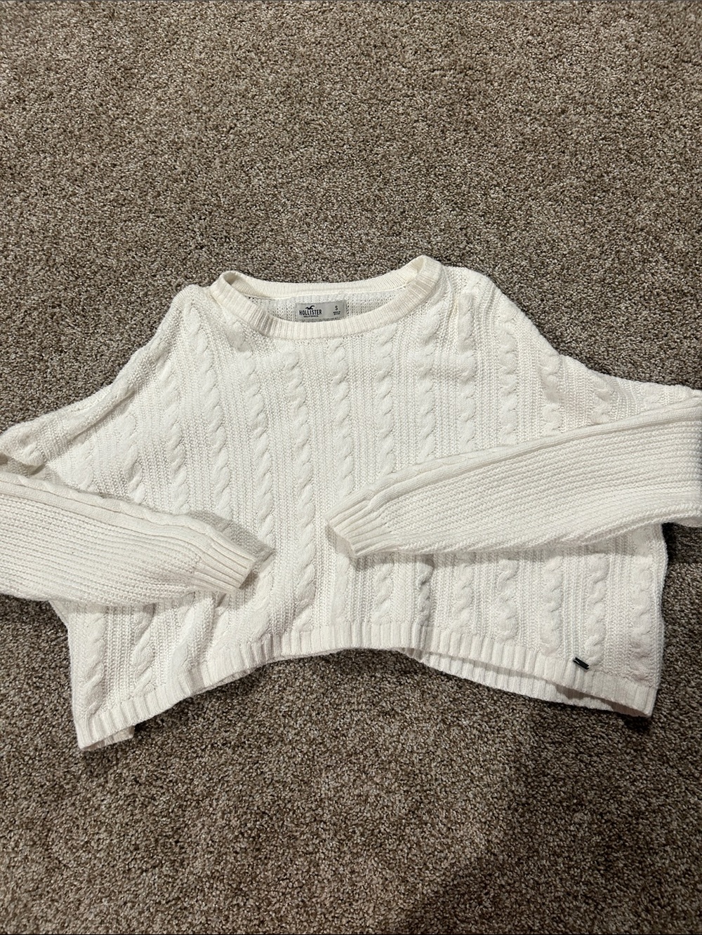 Hollister Cream Cable-Knit Cropped Crewneck Sweater